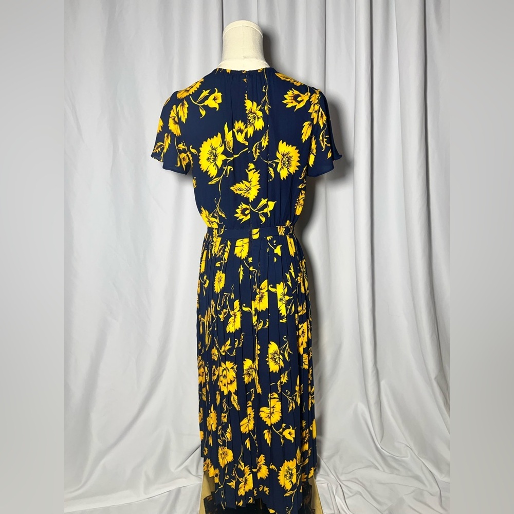 Crew Printed pleated midi wrap dress | size 2 - Picture 9 of 13
